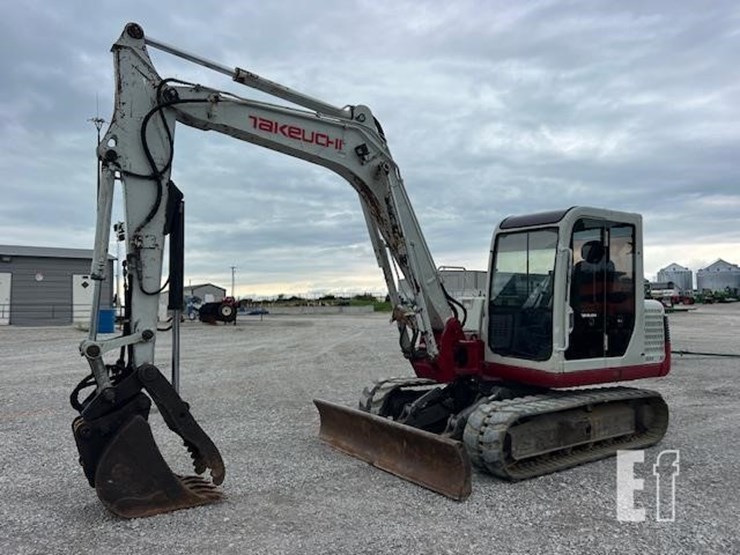 takeuchi-tb175-image-1