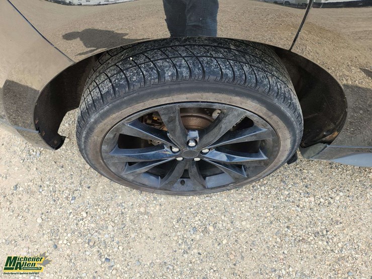 2015-ford-edge-image-23