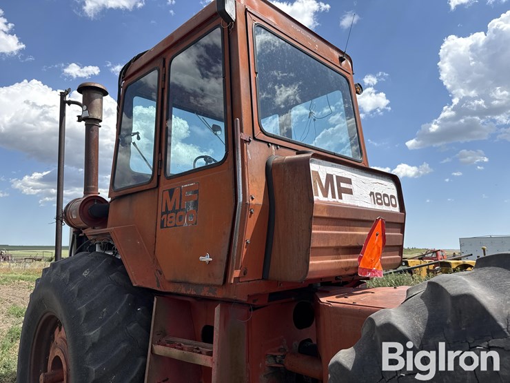 1972-massey-ferguson-1800-image-16