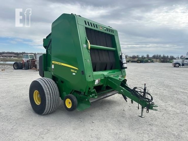 2019-john-deere-560m-image-7