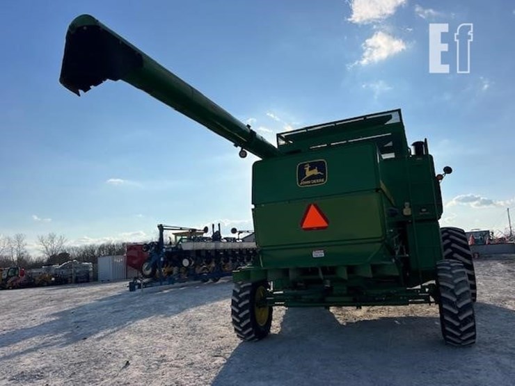 1988-john-deere-8820-titan-ii-image-5