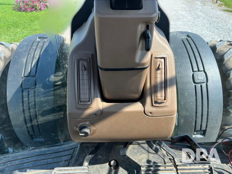 2004-john-deere-8520-image-61