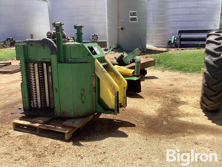 1994-john-deere-12-image-3