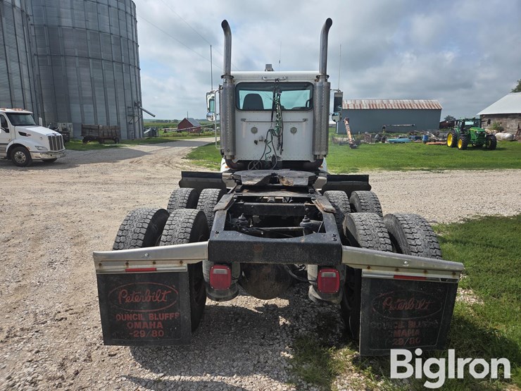 2007-peterbilt-386-image-7
