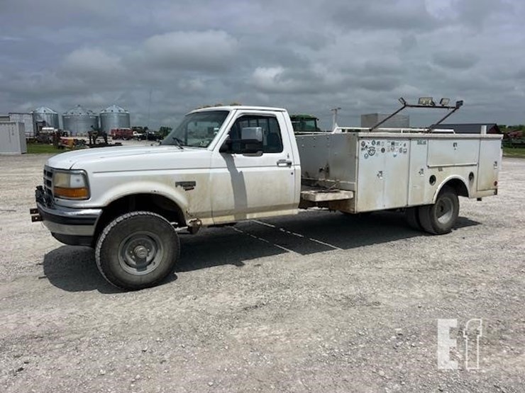 1992-ford-f-super-duty-image-2