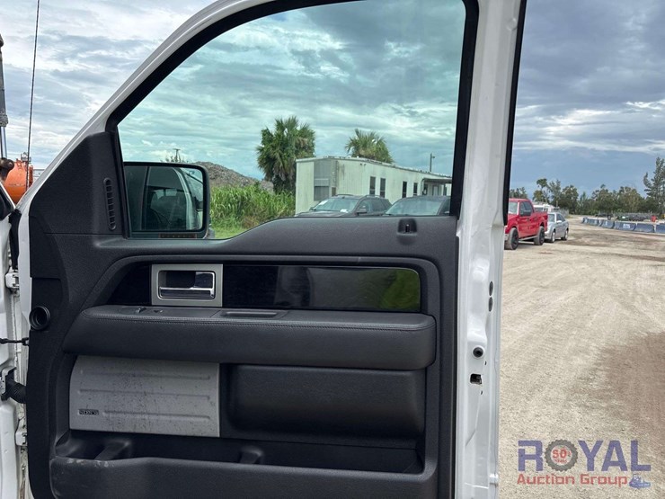2011-ford-f150-platinum-image-21