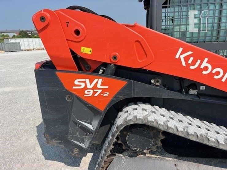kubota-svl97-2-image-15