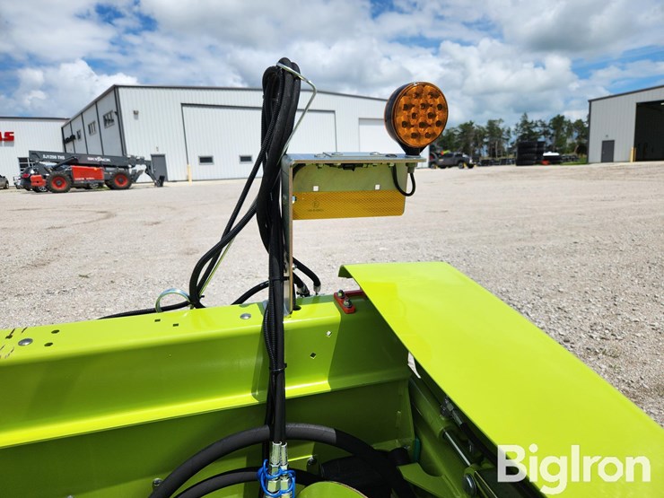 2022-claas-380-image-10