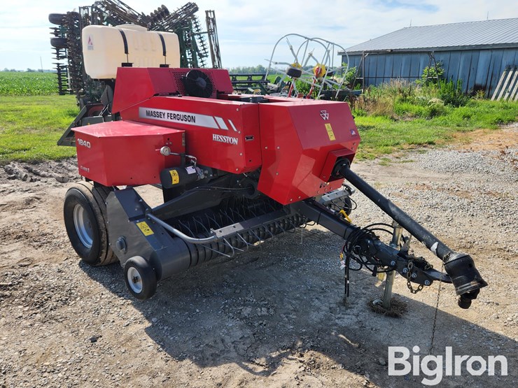 2021-massey-ferguson-1840-image-3