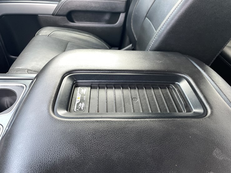 2018-chevrolet-silverado-1500-z71-image-42