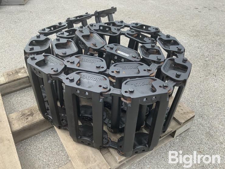 grouser-over-the-tire-skid-steer-tracks-image-12