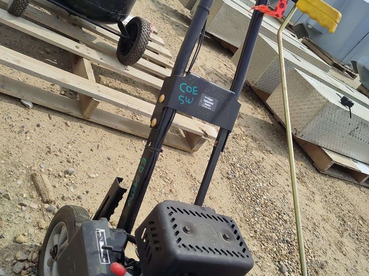 ariens-edger-9in-tilt-blade-image-4