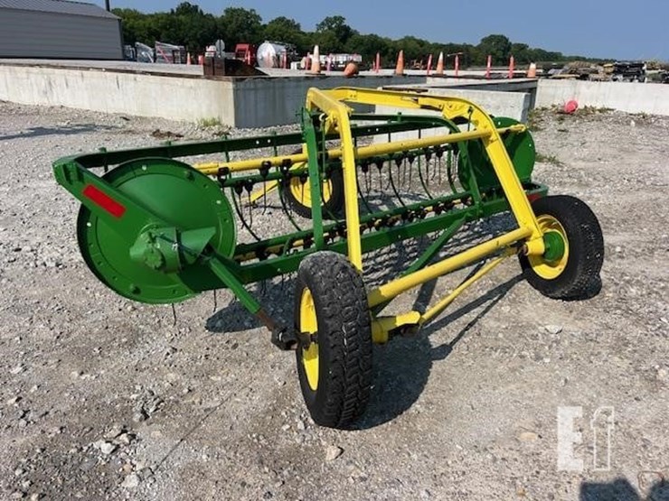 1975-john-deere-671-image-17