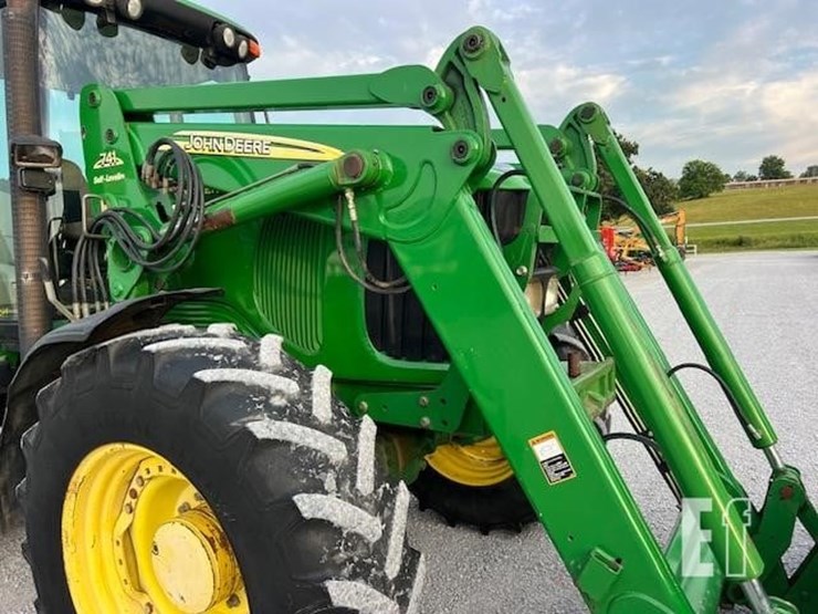 2005-john-deere-7420-image-18