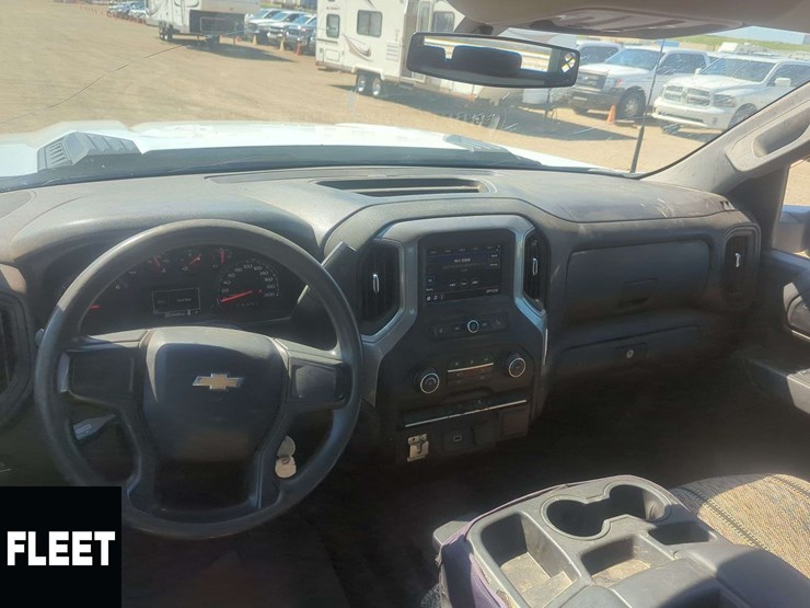 2020-chevrolet-silverado-2500hd-image-10