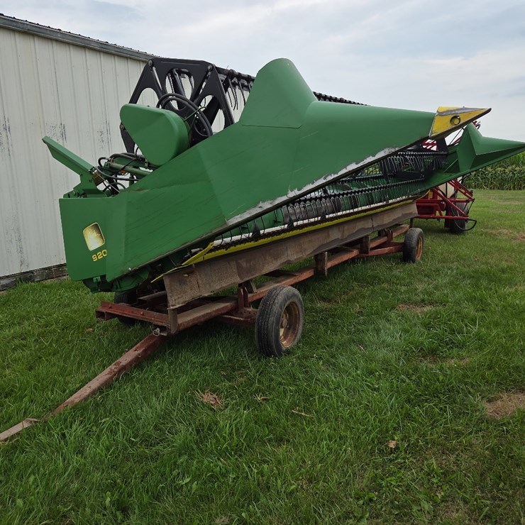 JOHN DEERE 920