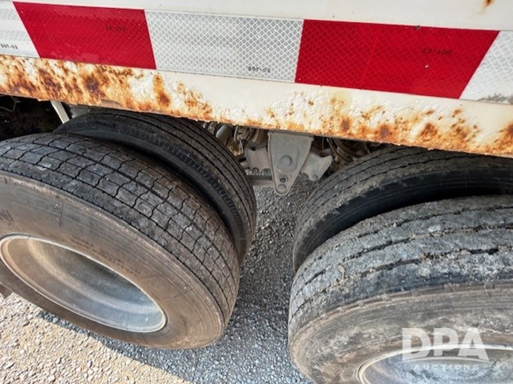 2009-jet-grain-trailer-image-10
