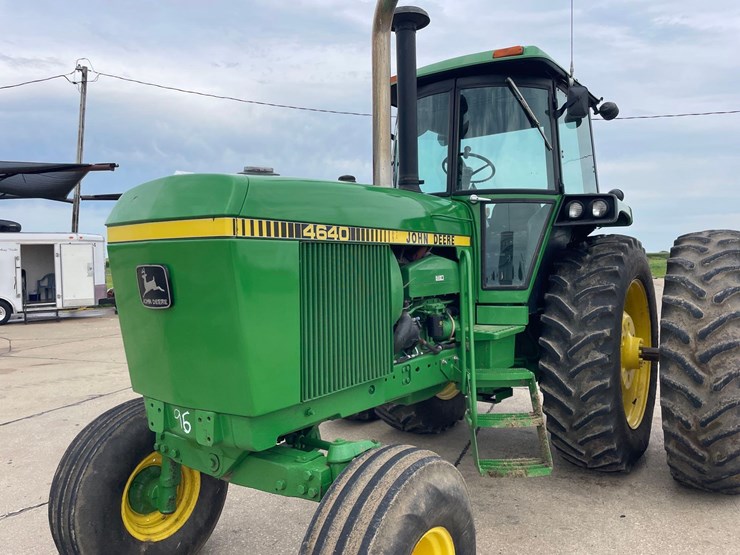 john-deere-4640-image-27