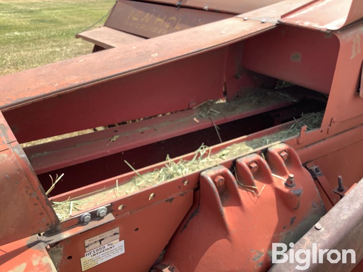 new-holland-1282-image-13