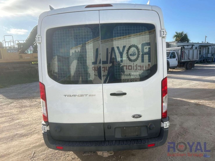 2017-ford-transit-image-21