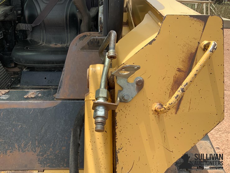 2009-john-deere-332-image-12