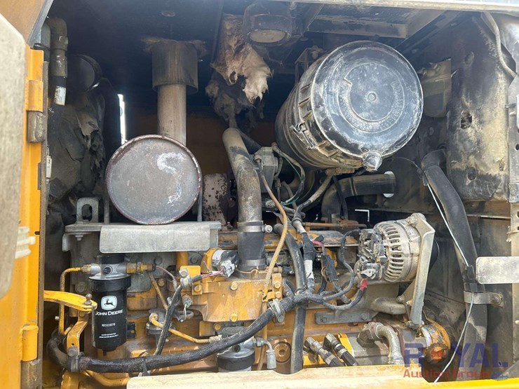 2005-johndeere-644k-image-21
