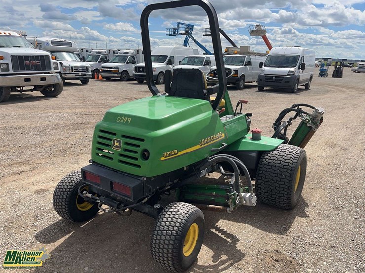 john-deere-3215b-image-9