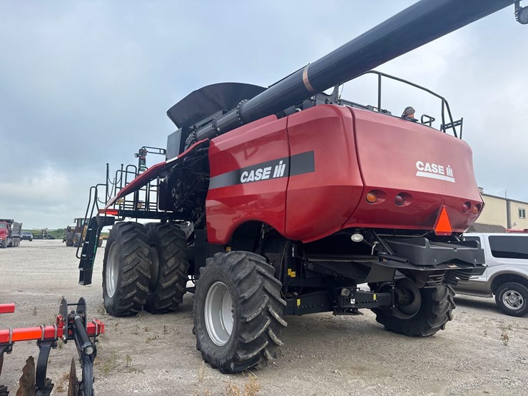 2004-case-ih-8010-image-5