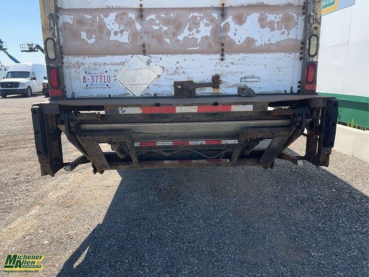 2007-gmc-t7500-image-11
