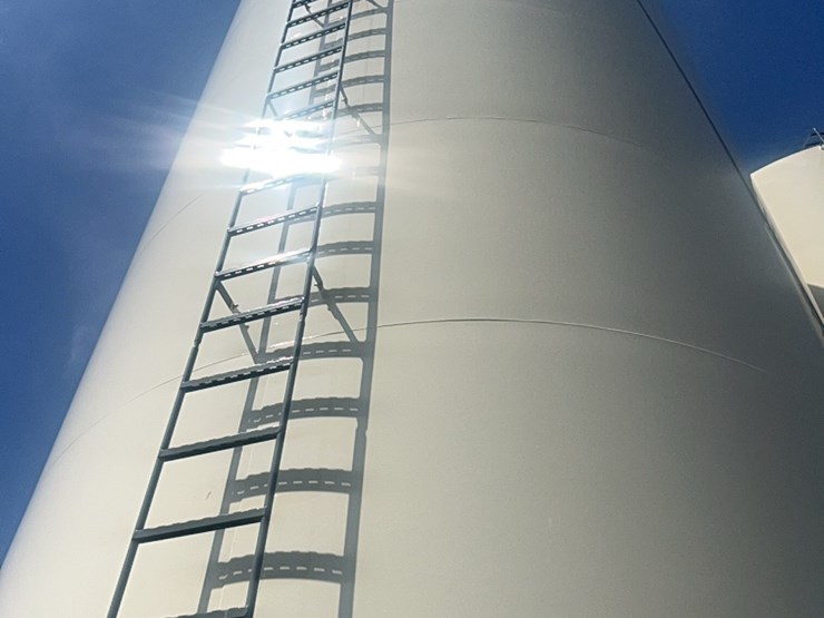 concept-5,000-bushel-hopper-bin,-fully-equipped-with-agi-grainguard-bin-fan-with-7.5-hp-three-phase-electric-motor-image-40
