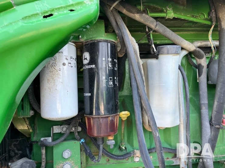2010-john-deere-9530t-image-54