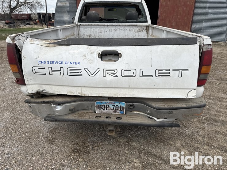2002-chevrolet-silverado-1500-image-18