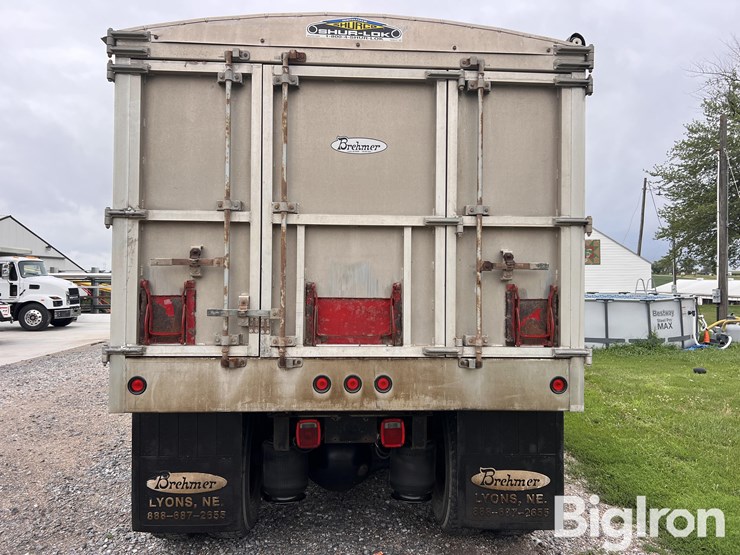 2004-international-durastar-4400-image-6
