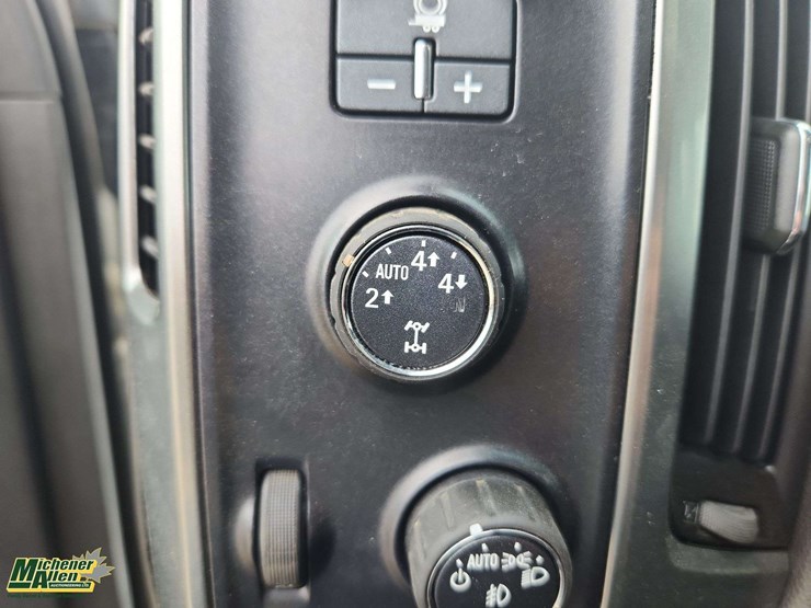 2015-chevrolet-silverado-1500-image-12