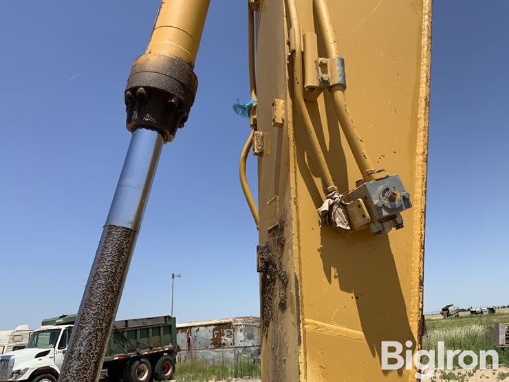 2006-caterpillar-324dl-image-12