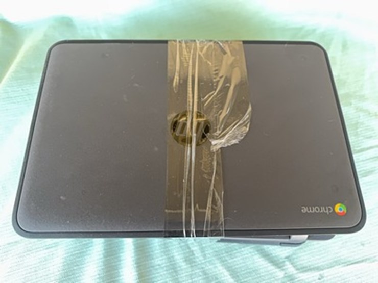 lot#----chrome-books-image-2