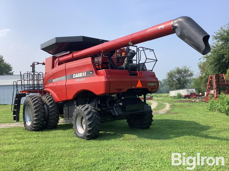 2010-case-ih-8120-image-7