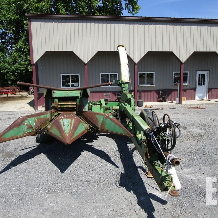 JOHN DEERE 3940
