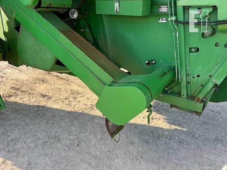 1988-john-deere-8820-titan-ii-image-44