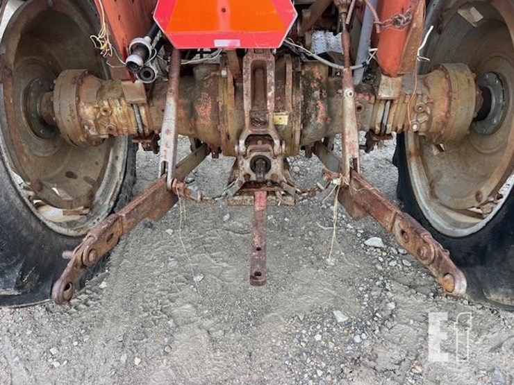 massey-ferguson-255-image-18