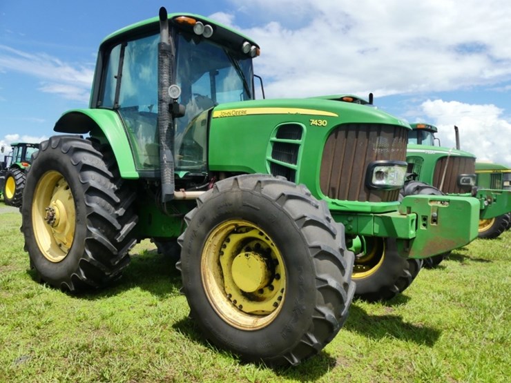 john-deere-7430-image-1