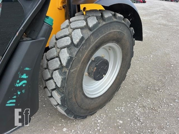 2015-jcb-507-42-image-22