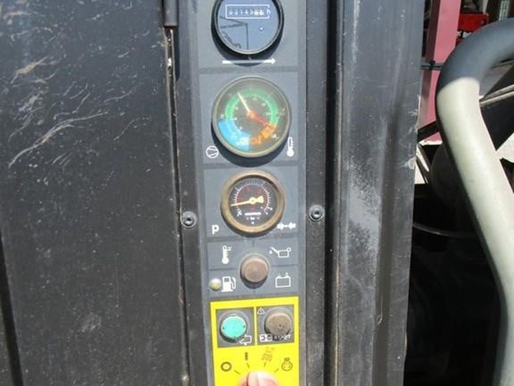 2011-kaeser-m100-image-4