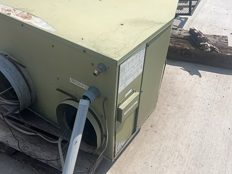 commercial-a/c-unit-image-11