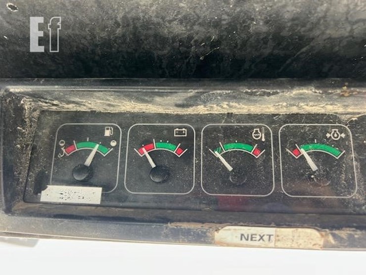deere-250-image-30