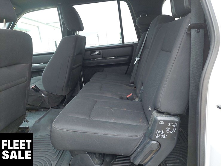 2017-ford-expedition-image-11