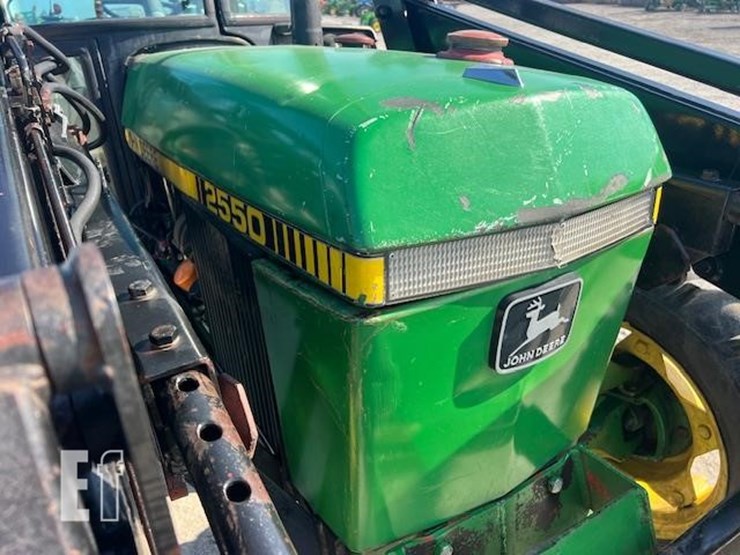 john-deere-2550-image-7