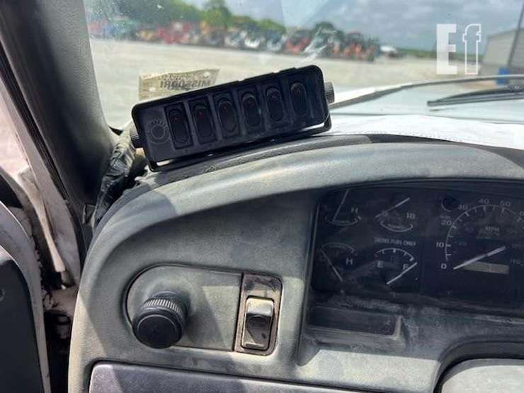 1992-ford-f-super-duty-image-34