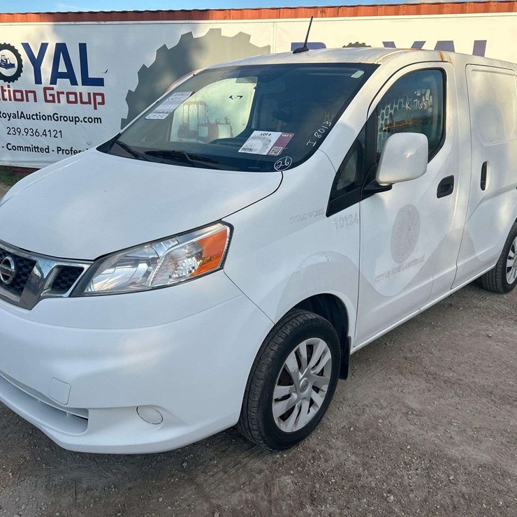 2016 NISSAN NV200
