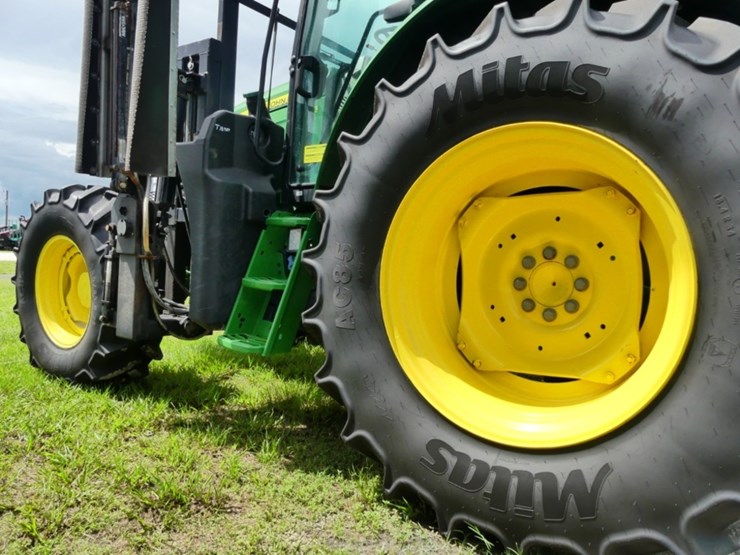 2024-john-deere-6110m-image-9